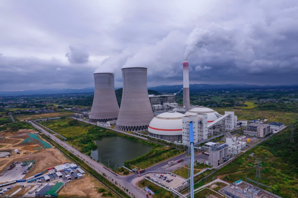 Modern power generation facility with industrial electrical infrastructure